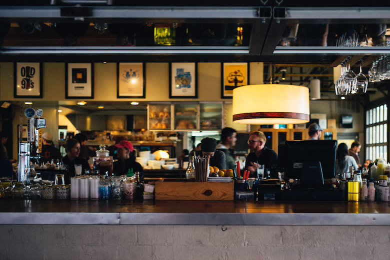 6 Twitter Hashtags Every Restaurant Should Use