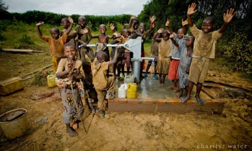 5 Nonprofits Doing Twitter Right - Charity Water 5 Nonprofits Doing Twitter Right - Charity Water