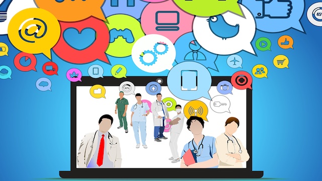 hospitals-social-media