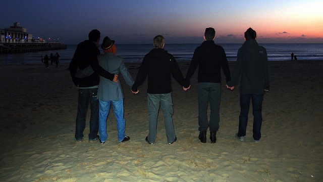 group holding hands