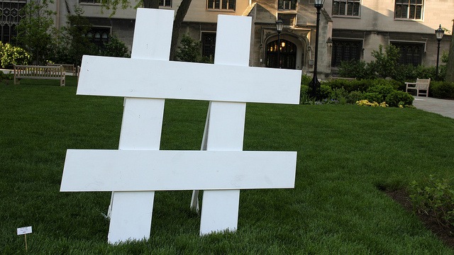hashtag sculpture