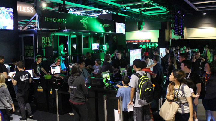 razer tour