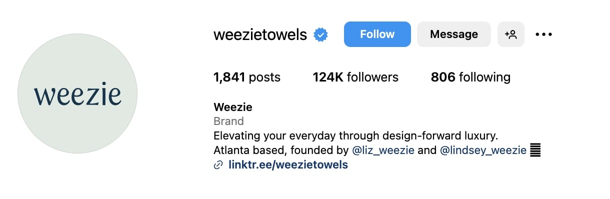 Instagram bio for Weezie tagging users @liz_weezie and @lindsey_weezie as founders